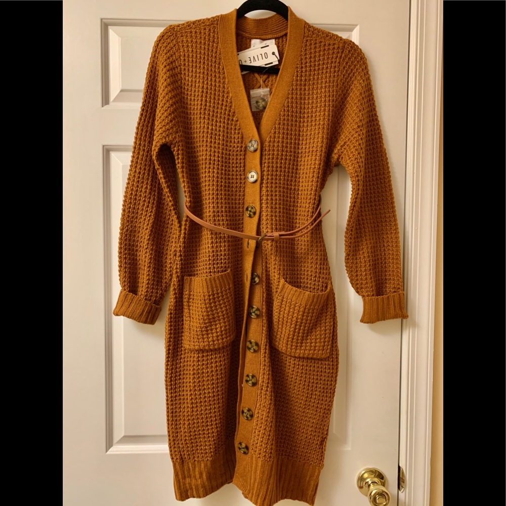 Olive and Oak cardigan size small NWT
